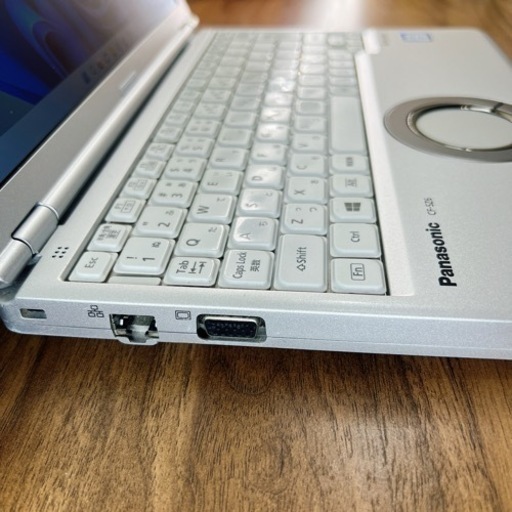 【バッテリー良好】Let's note ☘爆速SSD搭載☘Core i5第7世代