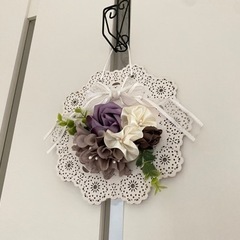 ハンドメイド⭐︎リース⭐︎レースウッドプレートのリボンアレンジの画像