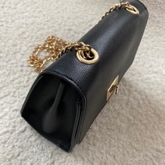 ショルダーバッグの画像