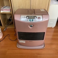 決まりました　コロナ　石油ファンヒーター