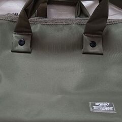 （値下げしました）美品。アネロバック　10ポケットシリーズ