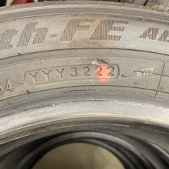 　165-65-R15 ヨコハマほぼ新品　金額相談可ブルーアース　タイヤ　4本の画像