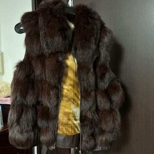 本物毛皮ベスト/フォックス