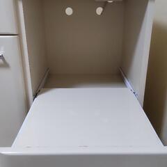 食器棚、キッチン収納の画像