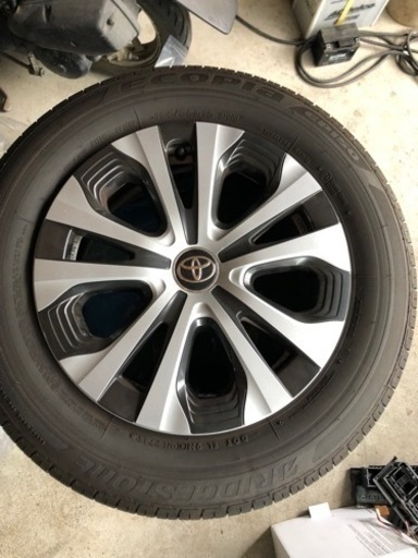 [取引終了]現行プリウス純正タイヤアルミホイール4本セット