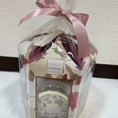 【7020】FAERY フェアリ バスギフトセット 薬用入浴剤 露天の宿 シャワージェル バブルバス ボディバター ボディクリーム スポンジ 未使用品の画像