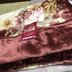 【取引中】毛布　シングルサイズ　未使用（花柄）