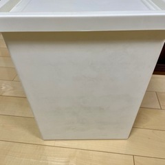 IKEA 多目的ボックス（ゴミ箱？）の画像