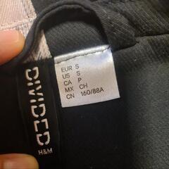 【未使用に近い、★NiziUコラボ★】H&M オーバーサイズテーラードジャケットSの画像