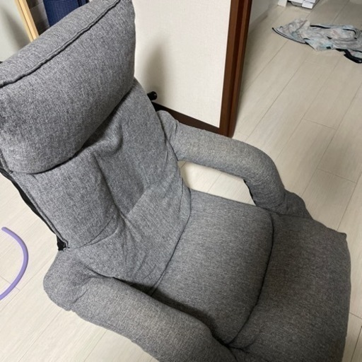 カインズ製　座椅子