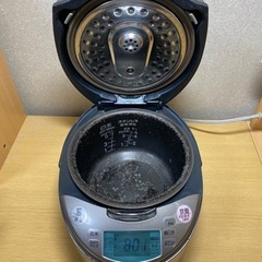 【受け渡し決定済】MITSUBISHI IHジャー炊飯器 5.5合炊きの画像