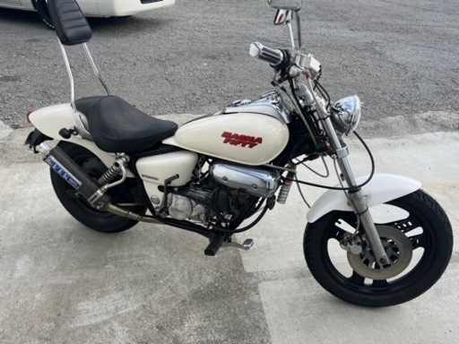 マグナ50 ボアアップ武川Rステージ88cc タイヤ前後新品、自賠R6/10 多数改造