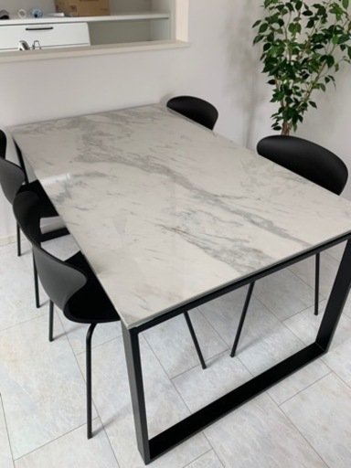 ダイニングテーブル&椅子4脚