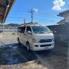 ハイエースの画像