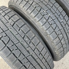 185/60R15 ヨコハマスタッドレス 8部山 4本セット 2018年製造の画像