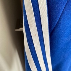 adidasorginalsジャージの画像