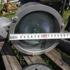 防雨型外灯(白熱灯) 5台セット【値下げしました】(LED化もアリかも)の画像