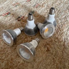 （お取引中）Muslish電球５個　口金17 電球色