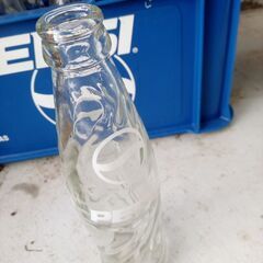 サントリー ペプシ(PEPSI)コーラのケース＆ビンの画像