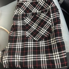 バーバリーのパンツ