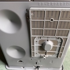石油ファンヒーターの画像