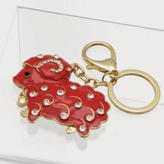 【値下げ】羊 バッグチャーム キーリング　ひつじ　キーホルダー　赤