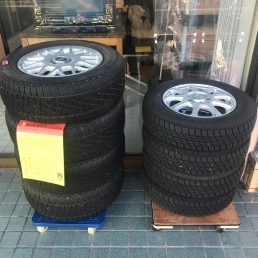 ※終了※【どれでも¥15,000-】★スタッドレスタイヤ★