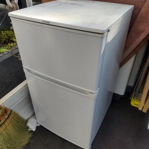 【23区内配送可能】\n2016年製　90 L 2ドア冷蔵庫 IRR-A09TW