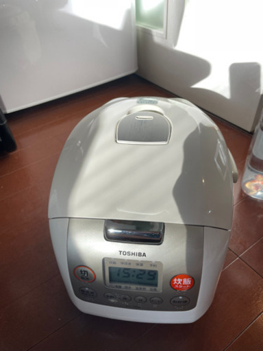 炊飯器　東芝(toshiba) 1l ホワイト