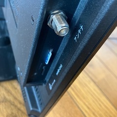 USED⭐︎16型DVDプレーヤー内蔵地デジテレビ　グラモラックスの画像