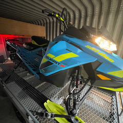 スノーモービル⭐️ski-doo・スキードゥ⭐️G4・summi...