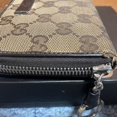 GUCCI グッチ　二つ折り財布の画像
