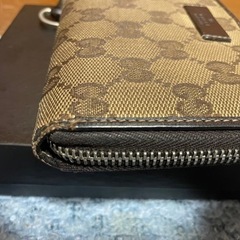 GUCCI グッチ　二つ折り財布の画像