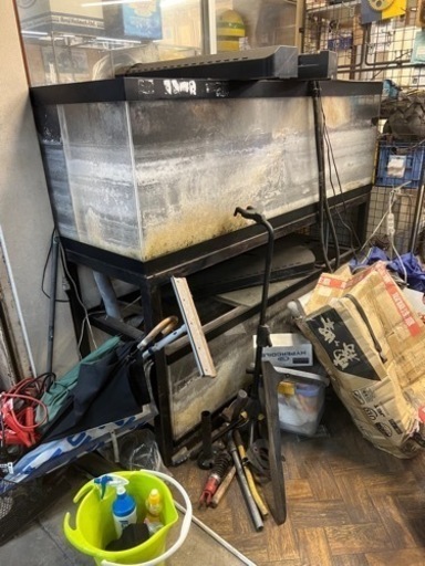 水槽　大型　上下共　台もセットで　引き取り限定