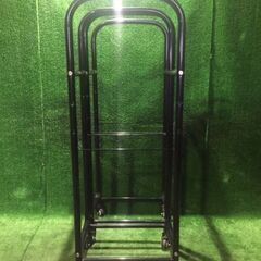 ★愛知発 タイヤラック 2組セット販売 4本収納可能  ガレージ部品 直接引き取り歓迎の画像