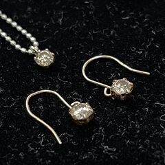 K18 ダイヤのピアス・ネックレスのセット