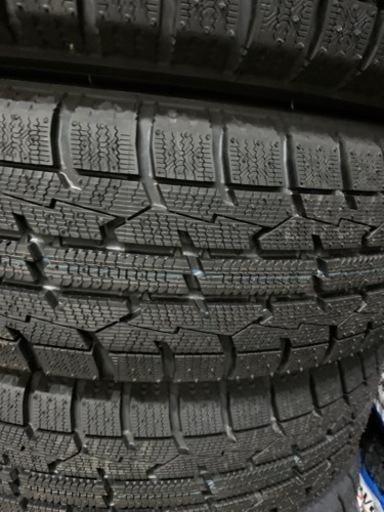 155/65R14スタッドレスタイヤ新品