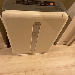 TOSHIBA 除湿機