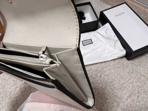 正規品　美品　グッチ財布　グッチ長財布　グッチシルヴィ　シェリーラインGucci