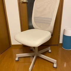 IKEA オフィスチェア(取りに来てくれる方限定)の画像