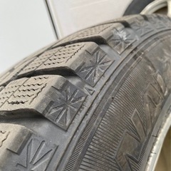 【値下げしました】【GOODYEAR ICENAVI 6】スタッドレスタイヤの画像