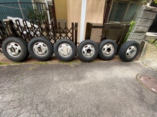 195/85R15 113/111L LT スタッドレスタイヤ キャンター エルフ