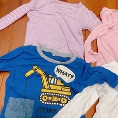 【お買い得！】子供服 長袖 肌着 靴下 12点 まとめ売りの画像