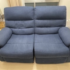ニトリ 2人用電動布張りリクライニングソファ