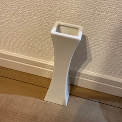 フラワーベース　一輪挿しの画像