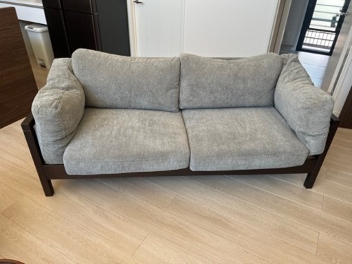 ２人掛けソファ　受け渡し決定しました