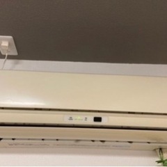 家庭用エアコン　無料で取り外して持って行って下さる方