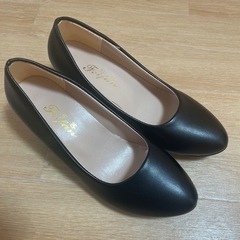 【新品】24cm黒パンプス
