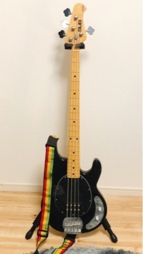 Sterling by MUSIC MAN S.U.B. Series Ray4 ベースケース付き