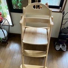 お取引中になりました　カトージ　ベビーチェア